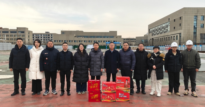 情暖一線守初心 慰問(wèn)關(guān)懷鼓干勁 ——市監(jiān)理咨詢有限公司開(kāi)展“冬季送溫暖”慰問(wèn)活動(dòng)